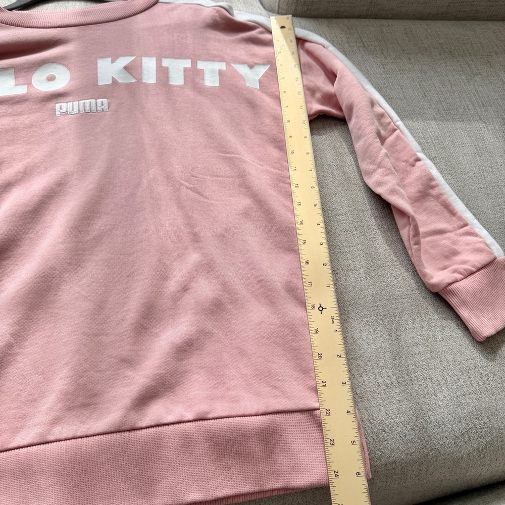 🎀 Hello Kitty x PUMA Pink White Text Graphic Sweatshirt - Picture 7 of 12